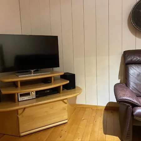 Апартаменты Ferienhaus Oase Am Muhlebach Тун